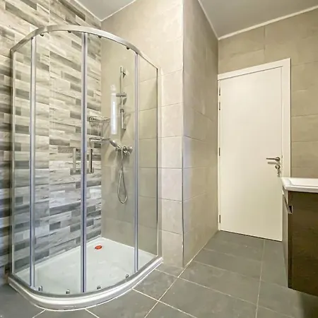 Designer Duplex Penthouse In Διαμέρισμα Φλοριάνα