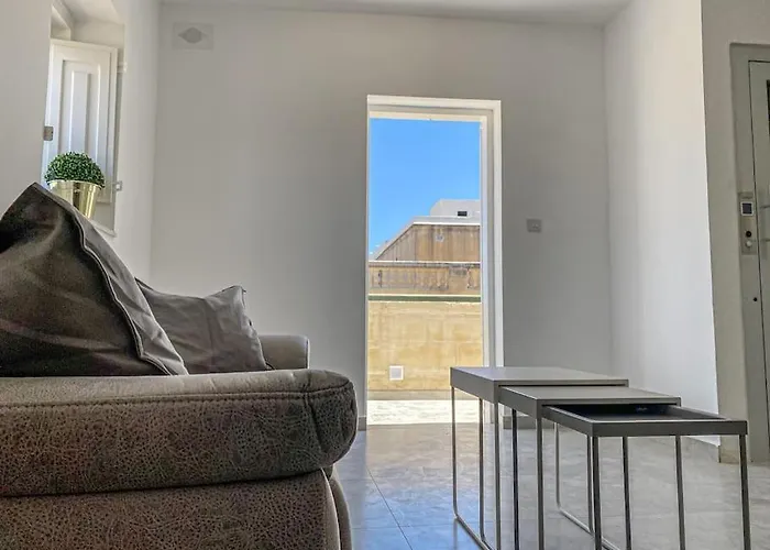 Designer Duplex Penthouse In