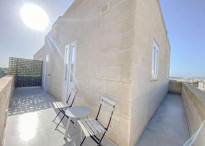 Designer Duplex Penthouse In アパート *